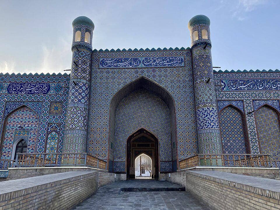 Pintu Masuk Istana Khudayar Khan 
