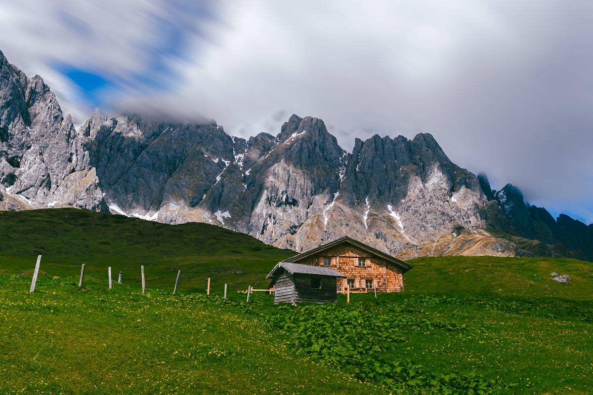 Apa Itu Set-Jetting? Tren Liburan ke Lokasi Syuting Film Ikonik