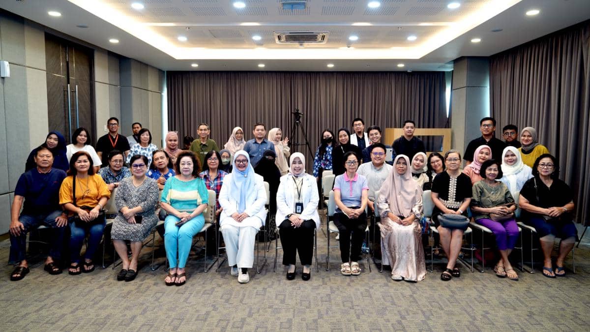 Dalam rangka Pekan Glaukoma Sedunia 2026, JEC ORBITA @ Makassar menggelar kegiatan edukasi, skrining pemeriksaan mata, serta seminar dan webinar kesehatan mata bagi masyarakat dan tenaga kesehatan. (Dok. IDN Times)