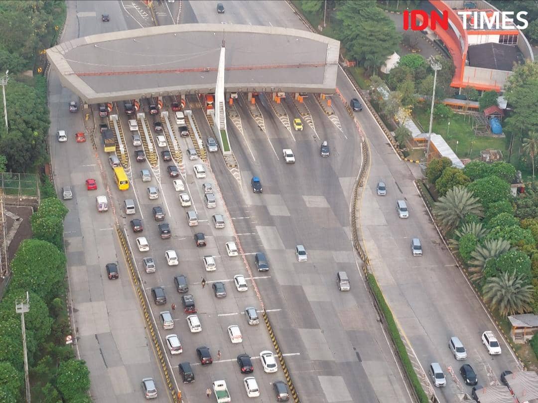 Jelang Lebaran, 173 Ribu Kendaraan Melintas di Tol Tangerang-Merak