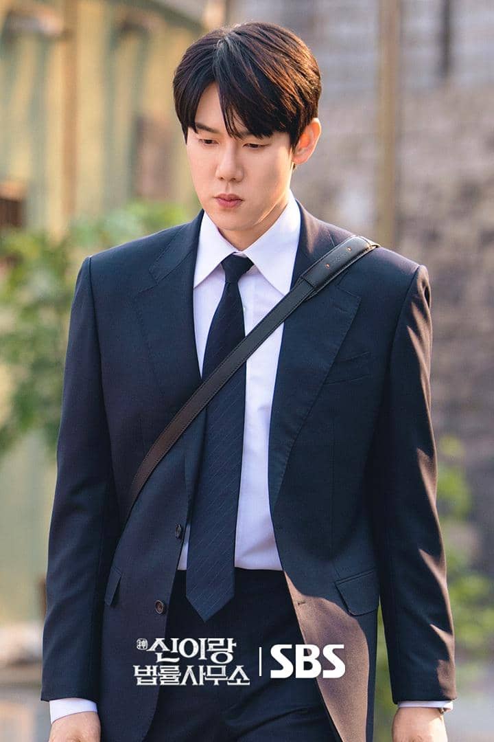 still cuts Phantom Lawyer