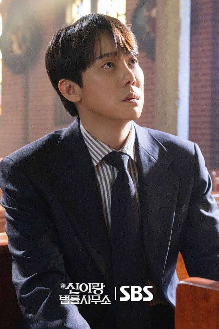 still cuts Phantom Lawyer