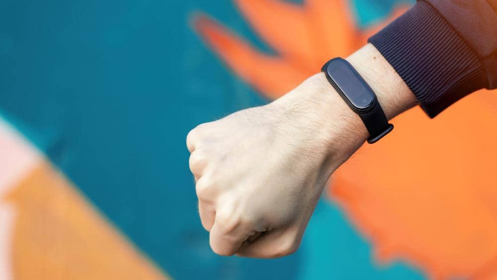 ilustrasi fitness tracker wrist