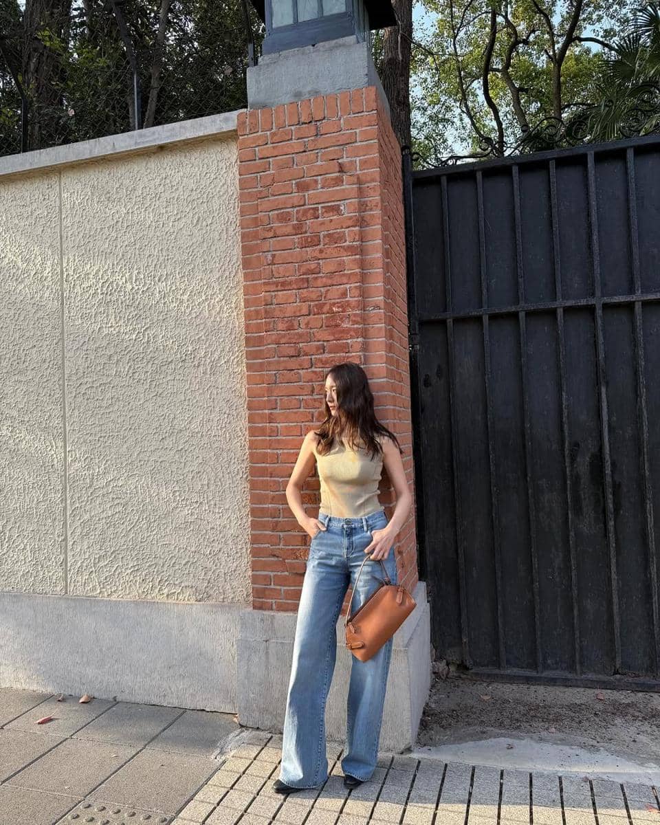 inspirasi gaya ala Krystal Jung