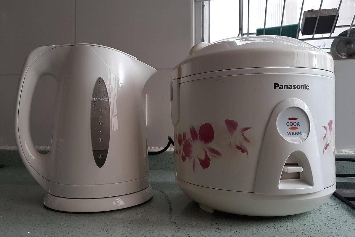 ilustrasi mode warm pada rice cooker