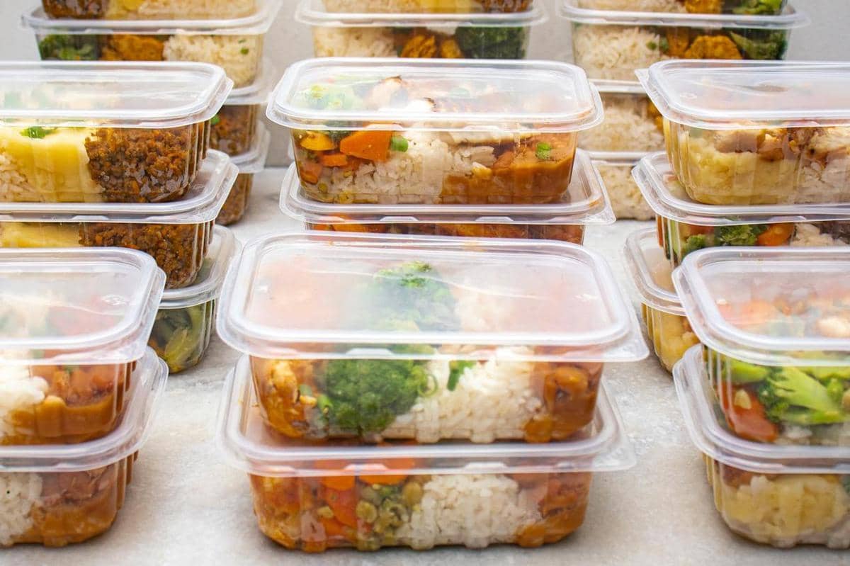 ilustrasi tempat penyimpanan kedap udara untuk meal prep