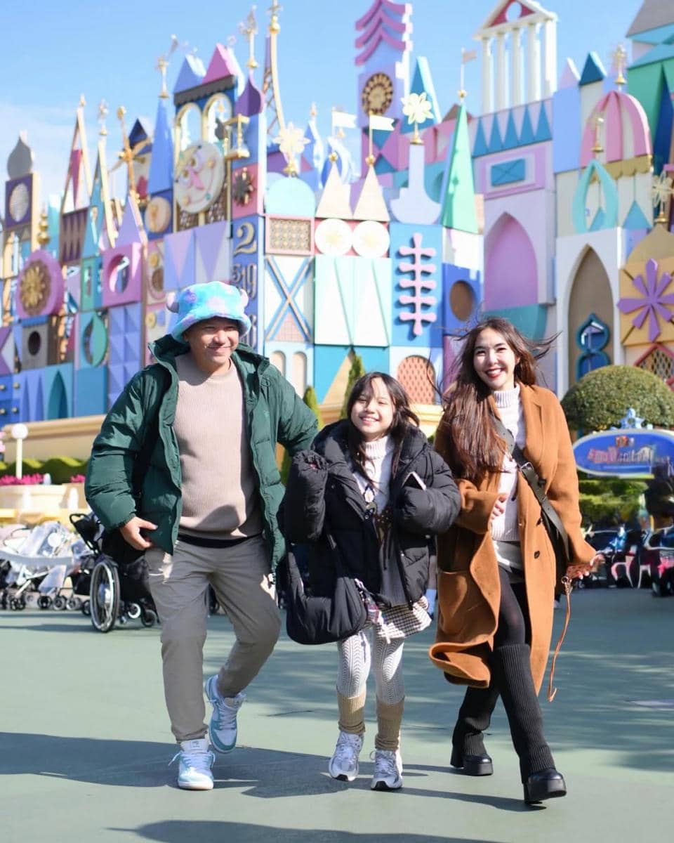 Gading, Gisel, Gempi liburan