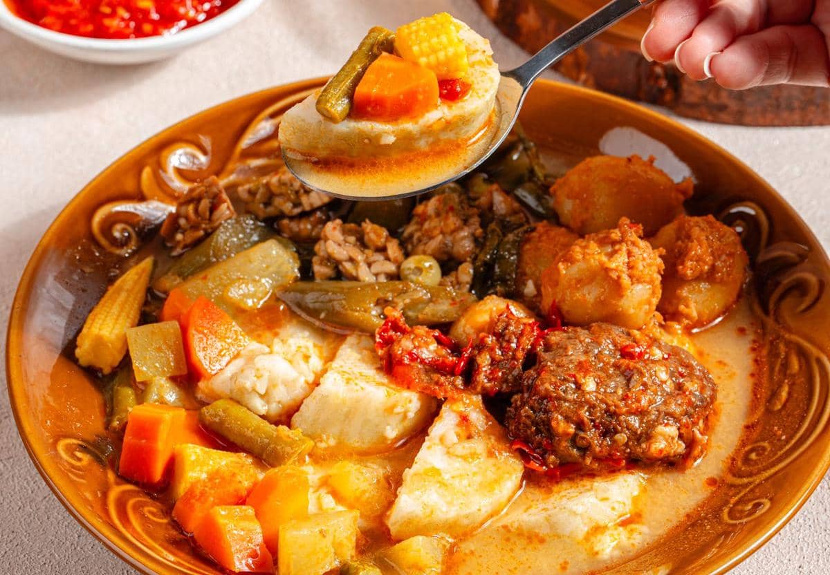 ilustrasi ketupat sayur tanpa santan