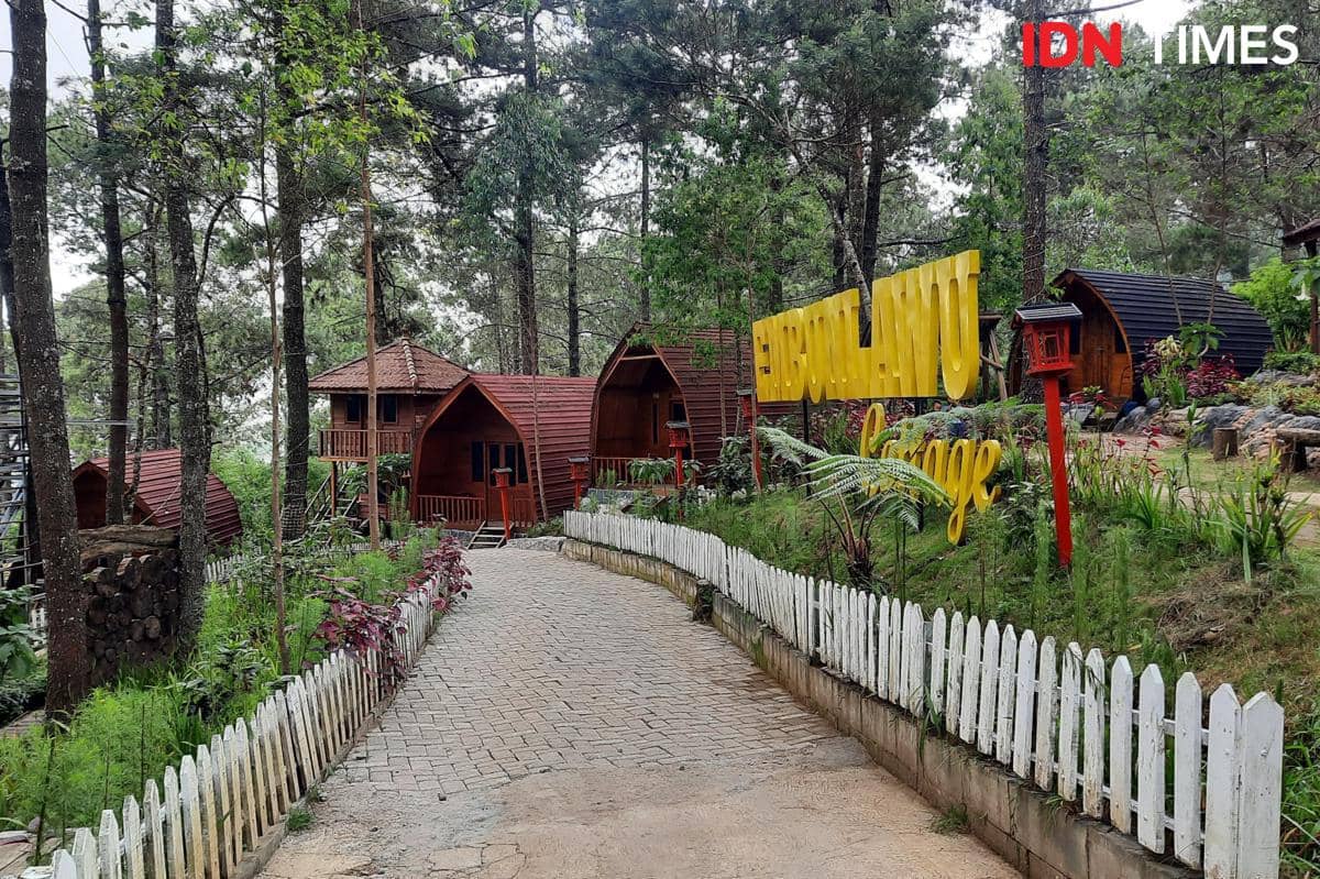 Tempat wisata keluarga dengan fasilitas penginapan di daerah pegunungan 