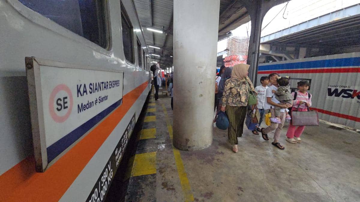 Kurangi Potensi Kepadatan, KAI Sumut Buka Akses Pintu Bawah Stasiun