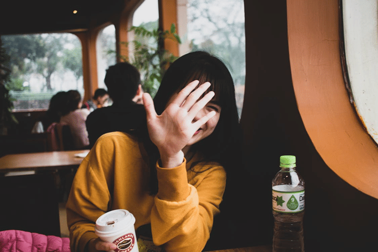 45 Balasan Lucu Ketika Dipuji Cantik Saat Silaturahmi Lebaran