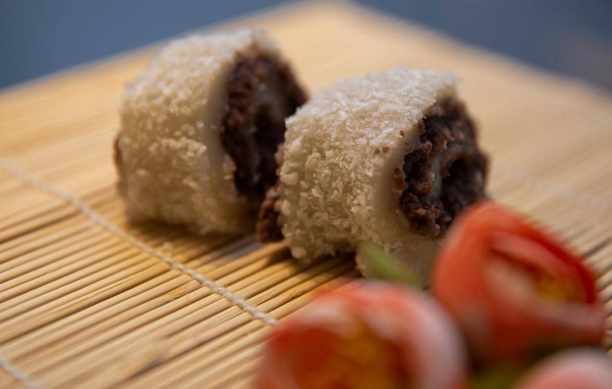 ilustrasi lemper abon