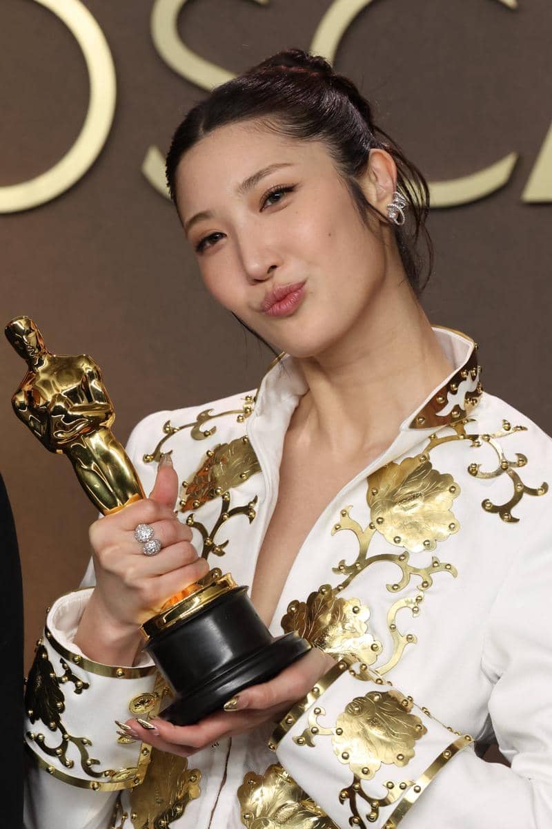 Potret kemenangan lagu Golden di OSCAR 