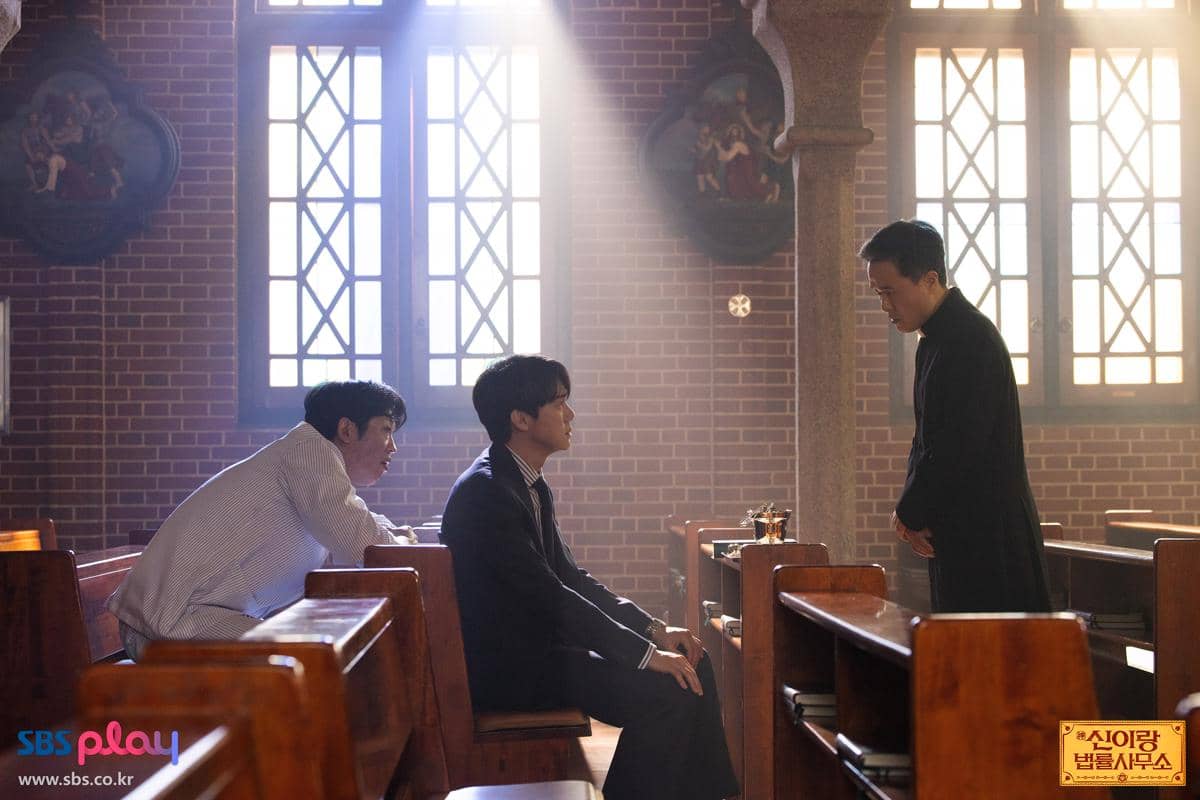 still cuts drama Phantom Lawyer 