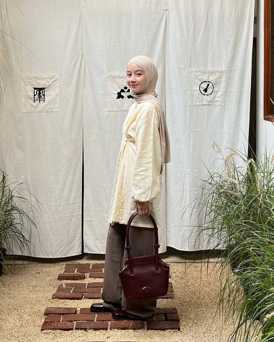 OOTD Lebaran Nuansa Pastel ala Sofi Yusandi