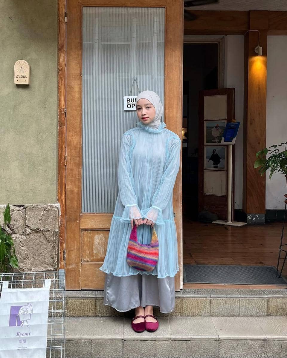 OOTD Lebaran Nuansa Pastel ala Sofi Yusandi