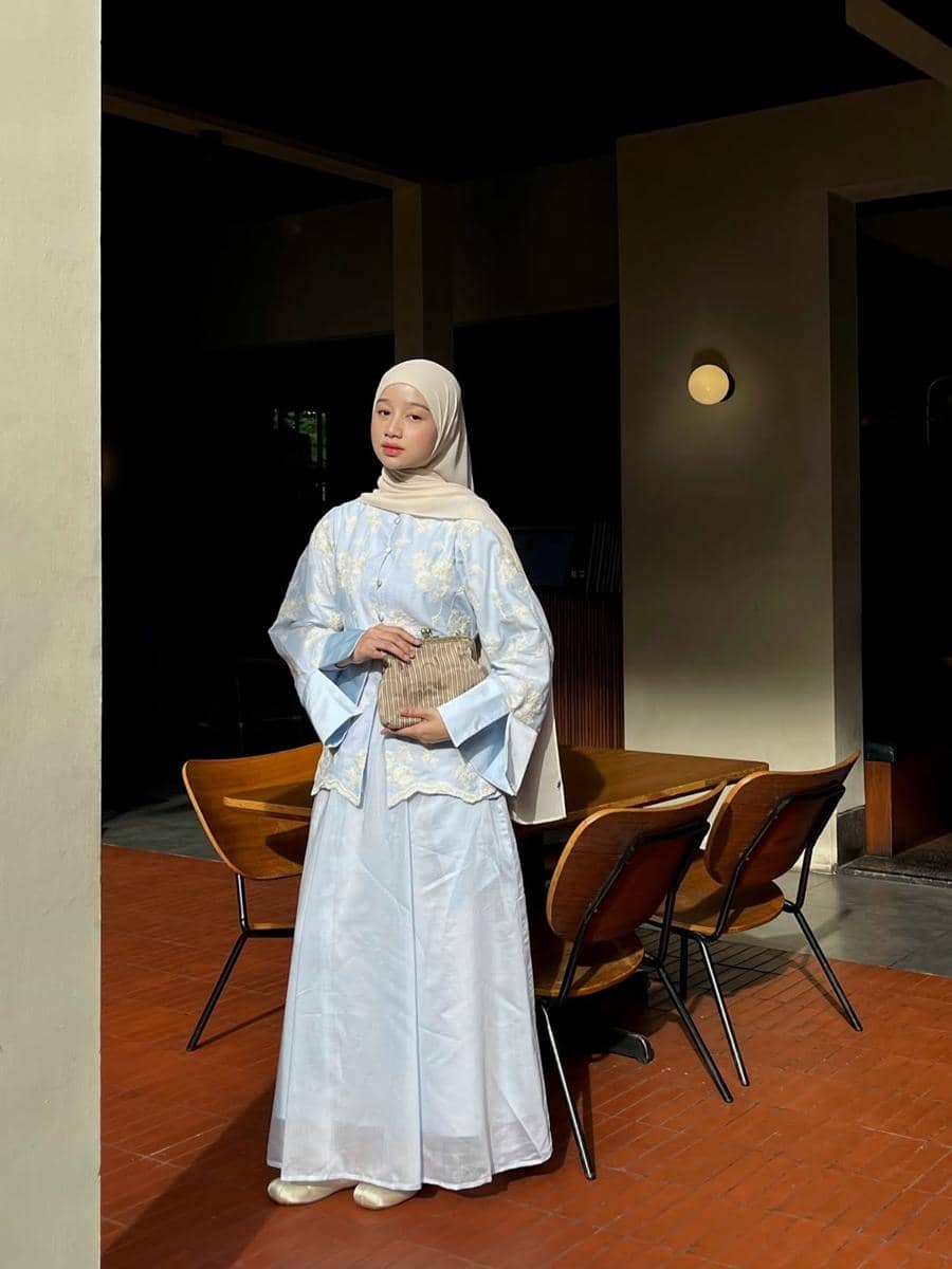 OOTD Lebaran Nuansa Biru