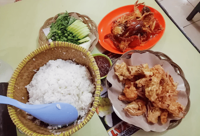 Lesehan Ikan Bakar 70, Cilacap