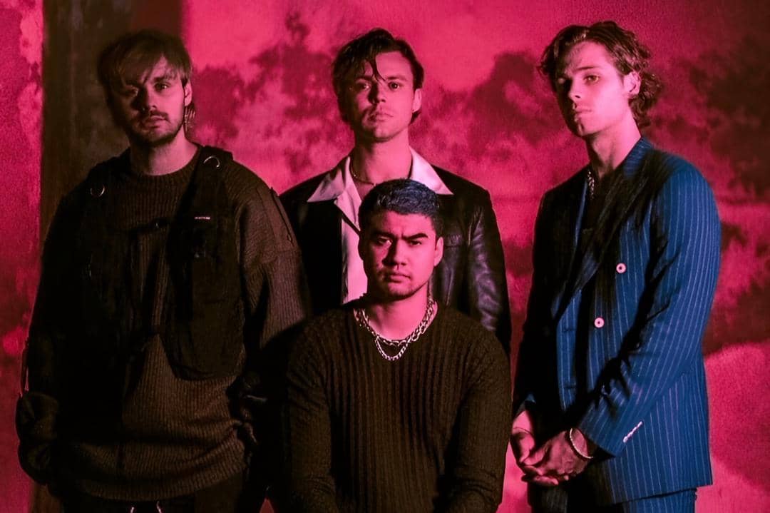 5 Lagu 5 Seconds of Summer tentang Gagal Move On dari Mantan