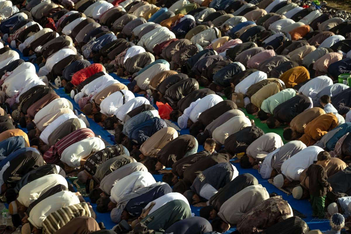 Alasan Salat Idul Fitri Disunnahkan di Lapangan Terbuka dan Hadisnya