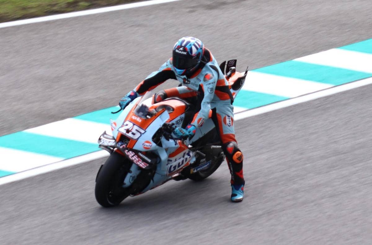 Raul Fernandez, Filosofi Bambu, dan Bayangan Cedera Bahu