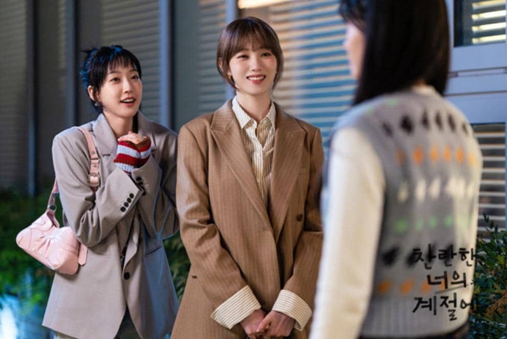 4 Tips Bangun Relasi ala Song Bersaudara di In Your Radiant Season