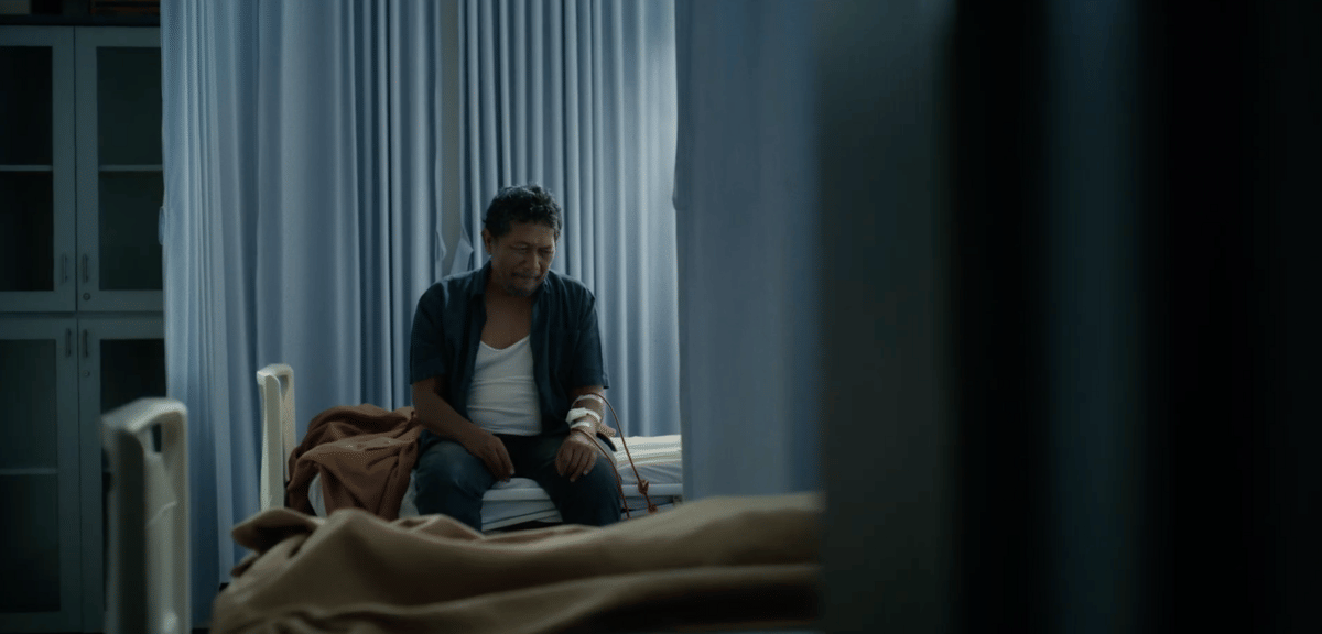 cuplikan MV Ada titik-titik di ujung doa - Sal Priad