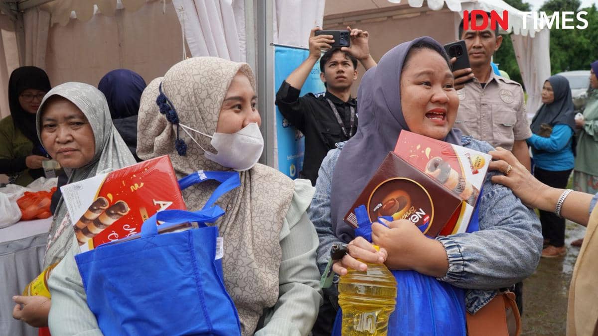 Bazar Ramadan, Ribuan Warga Ciputat Terima Kupon Sembako 