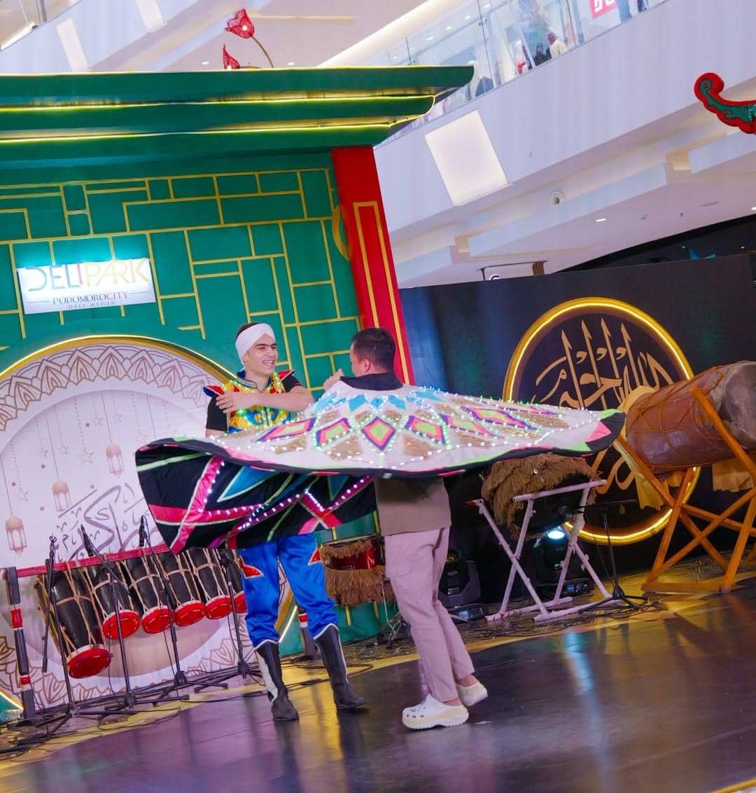 Delipark Mall Hadirkan Tarian Tanoura Langsung dari Maroko
