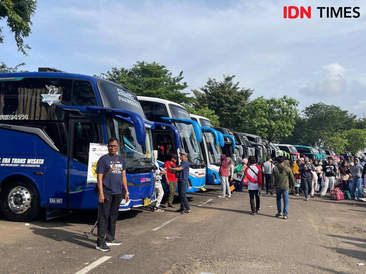 Mudik Lebaran Gratis 2026 warga jateng di Museum Purna Bhakti Pertiwi, Taman Mini Indonesia Indah (TMII), Jakarta Timur, Senin (16/3/2026). (IDN Times/Yovita Arnelia)