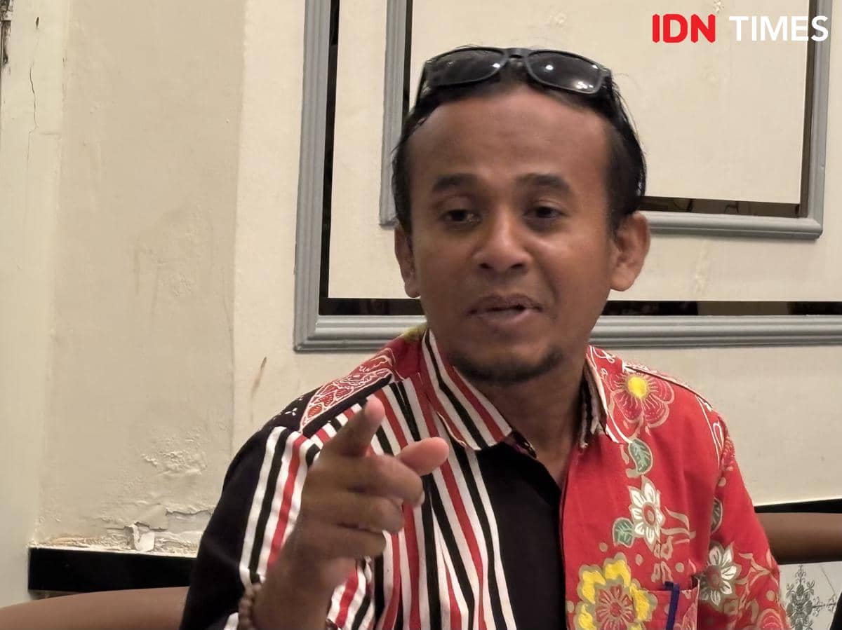 Kepala Desa Banjarsari, Hariyanto. (IDN Times/Dhana Kencana)