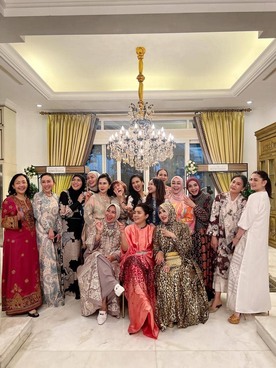 Artis Buka Puasa di Rumah Mayangsari (instagram.com/rieta_amilia)