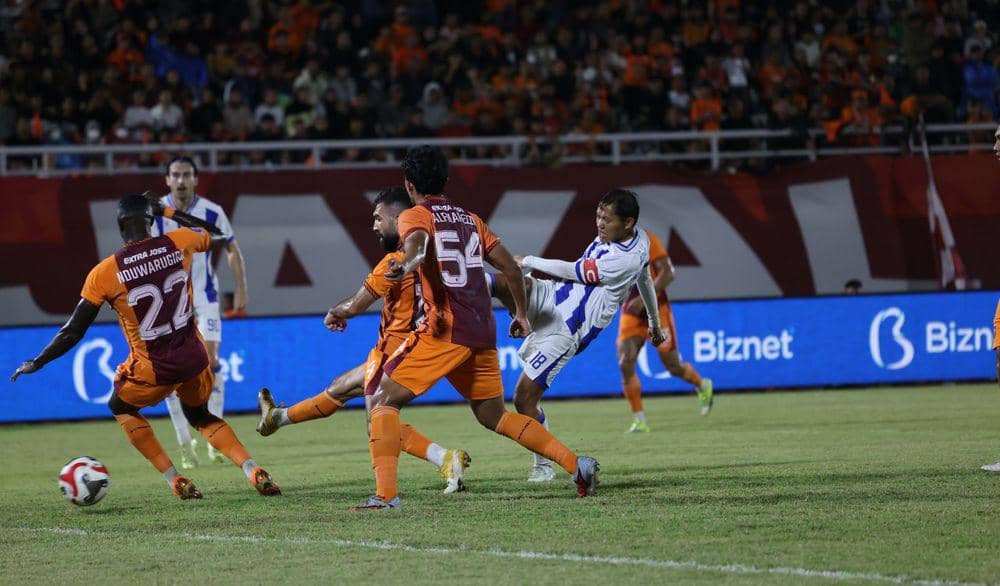 Bojan Tetap Senang Meski Persib Gagal Menang di Kandang Borneo