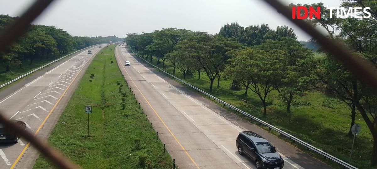 Arus Mudik H-5 Lebaran di Tol Cipali Lengang, Volume Kendaraan Turun 16,6 Persen
