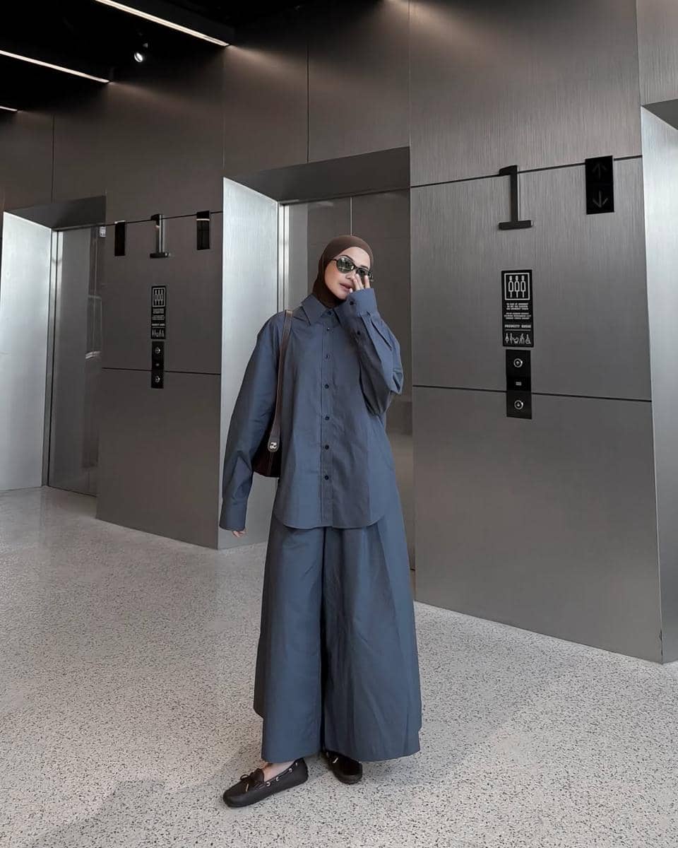 OOTD Lebaran Nuansa Kasual ala Anggita Kusuma Dewi