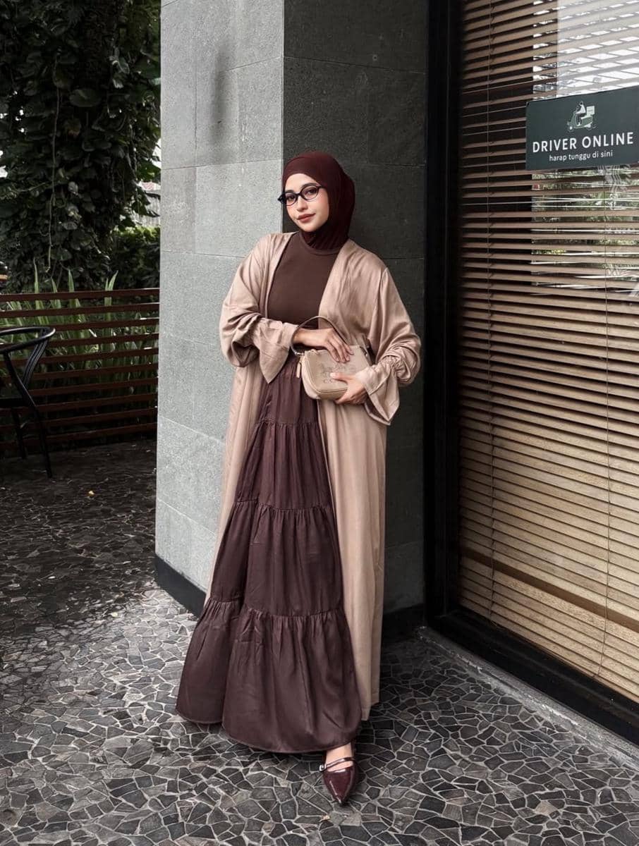 OOTD Lebaran Nuansa Klasik ala Masruroh