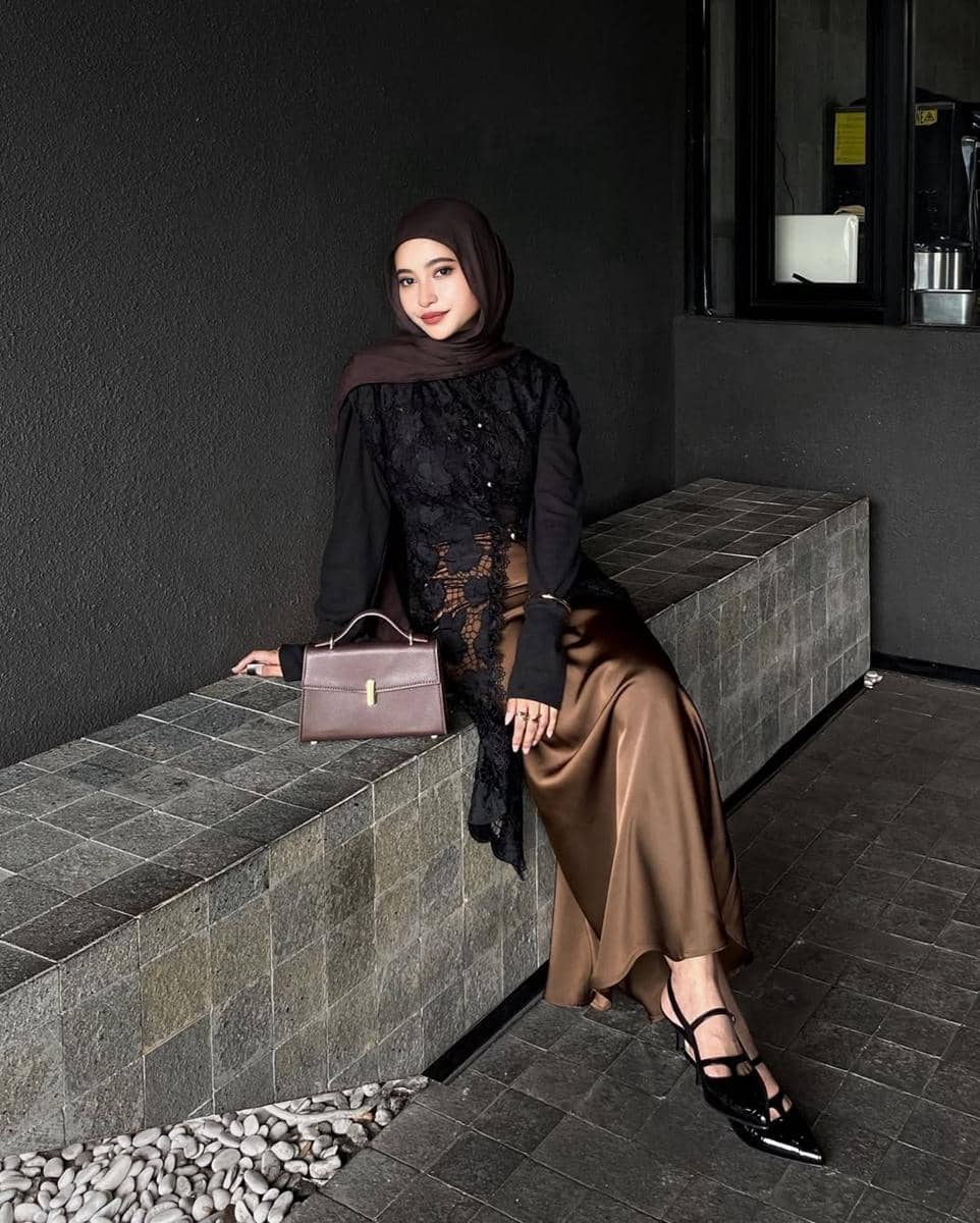 OOTD Lebaran Nuansa Klasik ala Masruroh