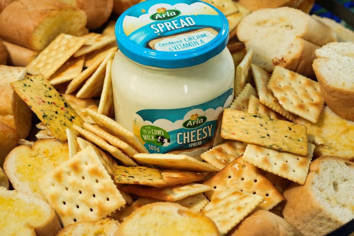 ilustrasi cheese spread