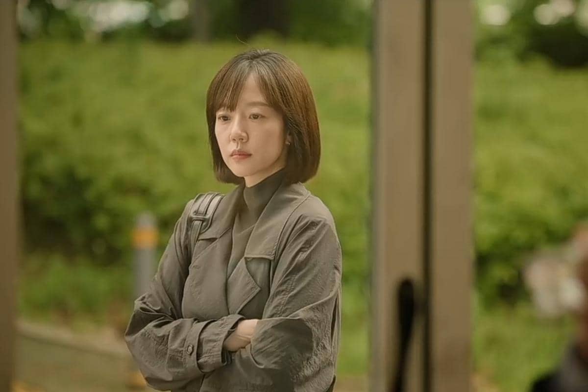 Still cut Mad Concrete Dreams