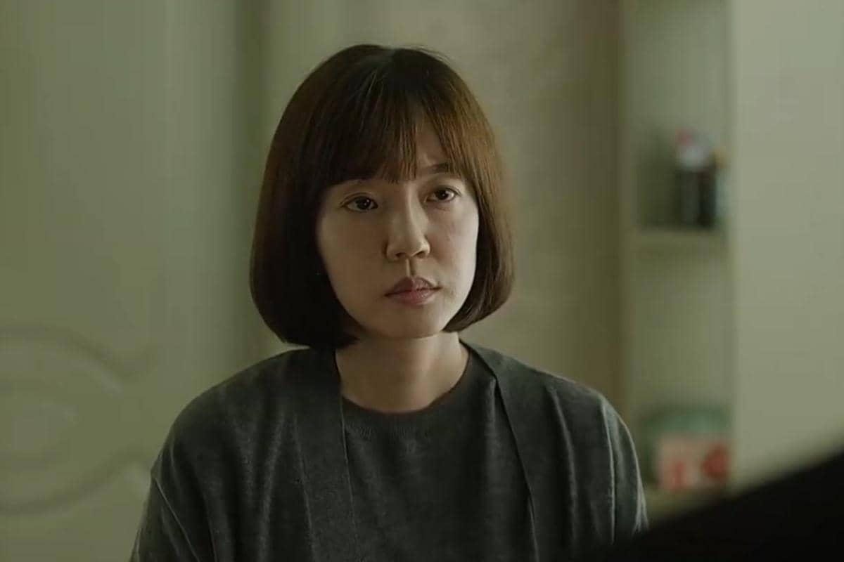 Still cut Mad Concrete Dreams