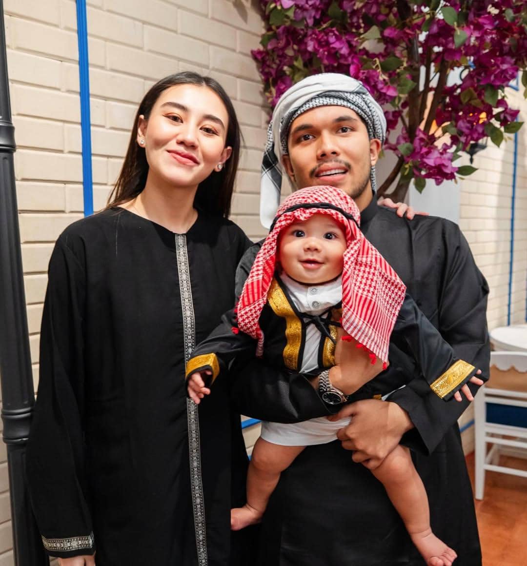 Thariq Halilintar adakan buka bersama para karyawan.