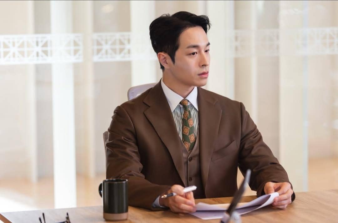 Cuplikan drakor In Your Radiant Season