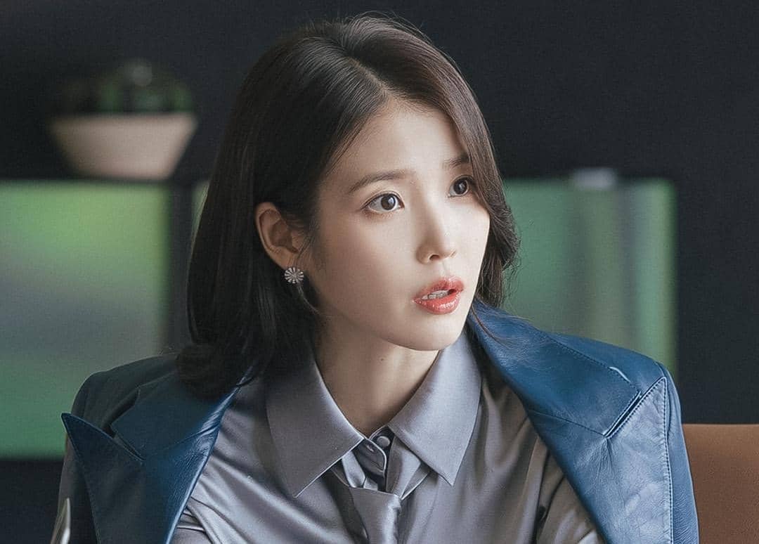 IU di drama Perfect Crown