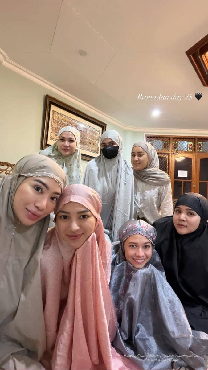 Bunga Citra Lestari, Yuki Kato, hingga Syifa Hadju laksanakan iktikaf pada Ramadan 2026