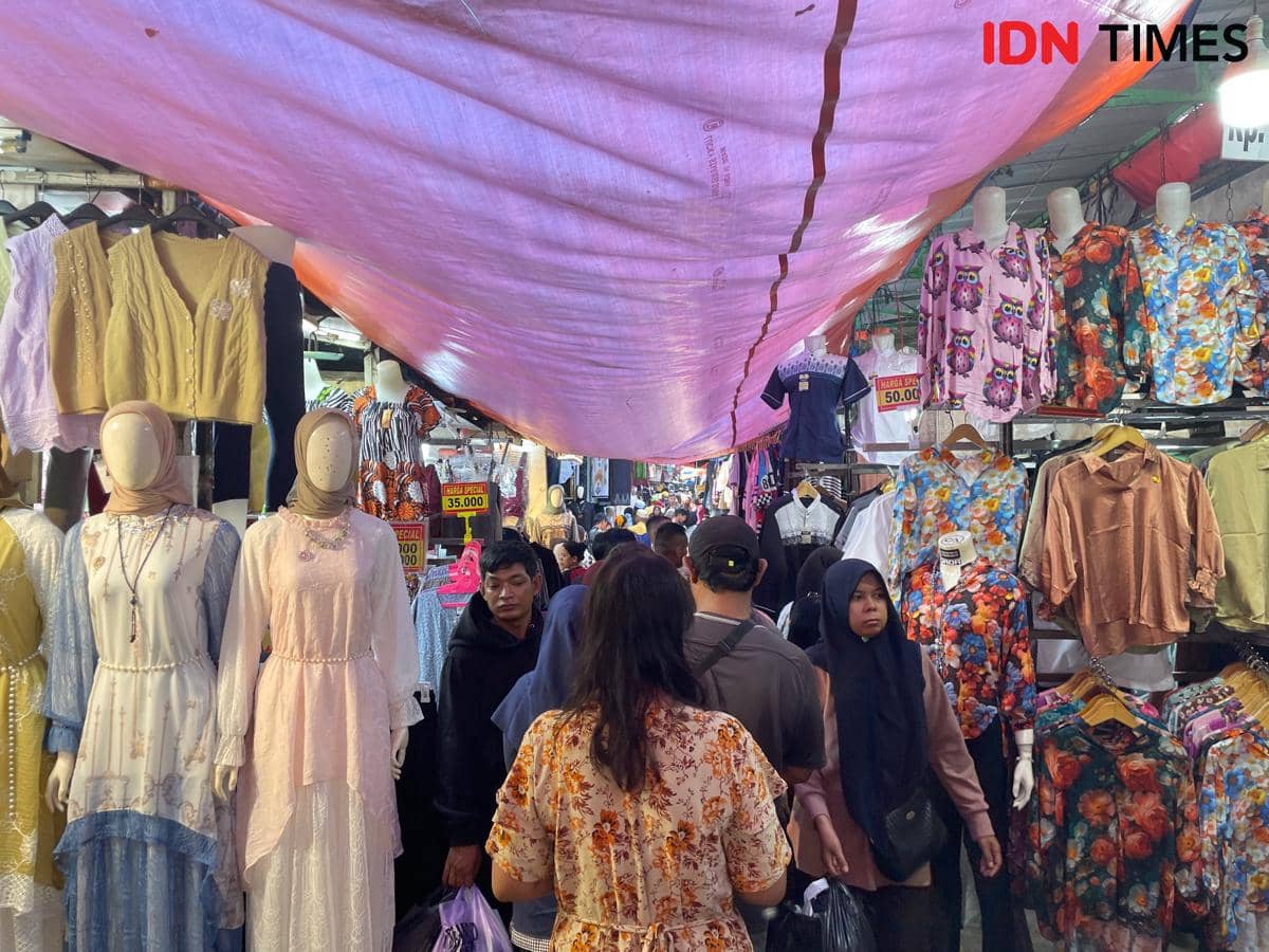 Kawasan Pasar Jati Baru, Tanah Abang, Jakarta Pusat, pada Selasa (17/3/2026). (IDN Times/Yovita Arnelia)