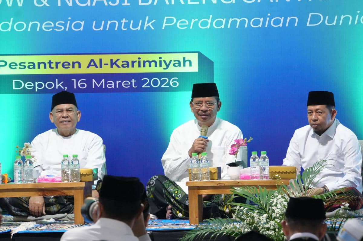 Kementerian Agama (Kemenag) menggelar acara Takjil Pesantren: Talkshow dan Ngaji Bareng Santri di Pondok Pesantren Al-Karimiyah, Depok (dok. Kemenag)