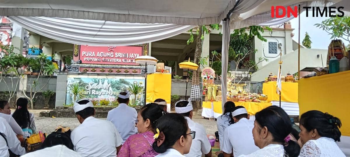 Upacara Tawur Kesanga di Palembang