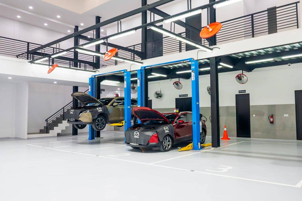 Mazda Siagakan Bengkel 24 Jam di Jalur Mudik 2026