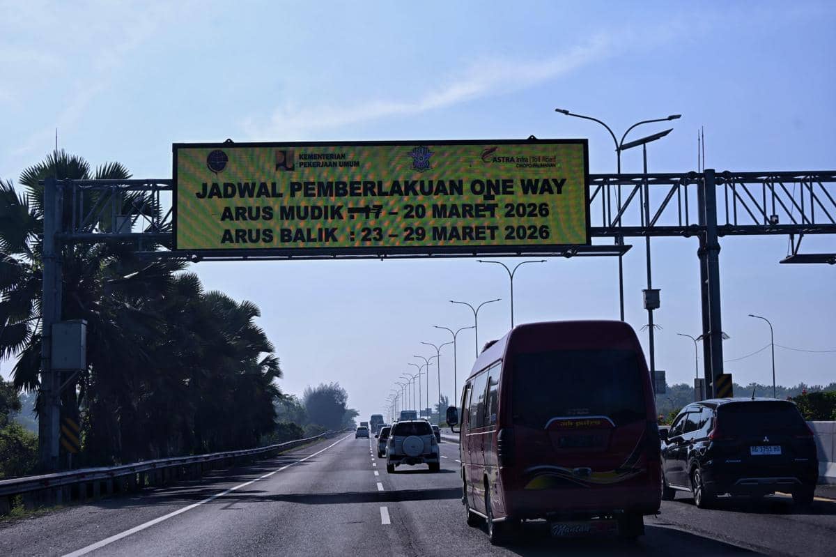 Pemberlakukan one way tahap 1 di Tol Cikampek