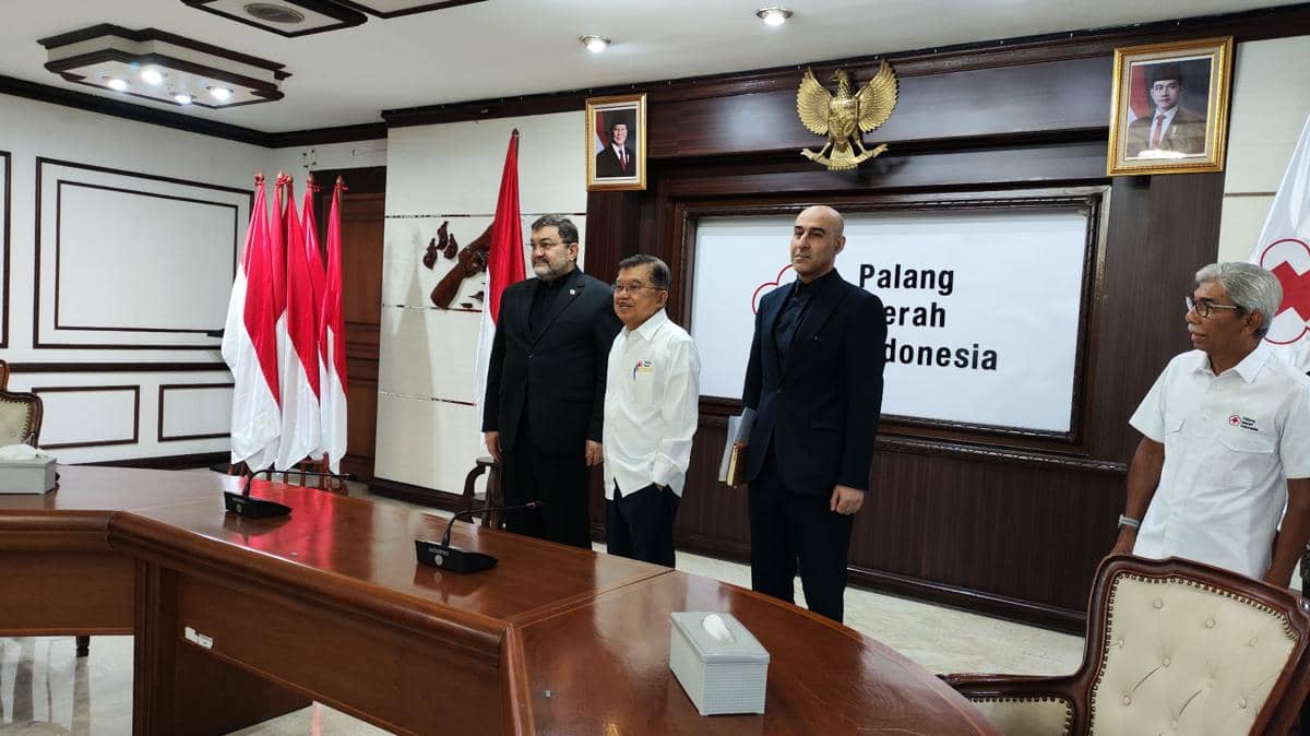 PMI Siapkan Bantuan Obat untuk Iran, Dikirim Lewat Negara Tetangga